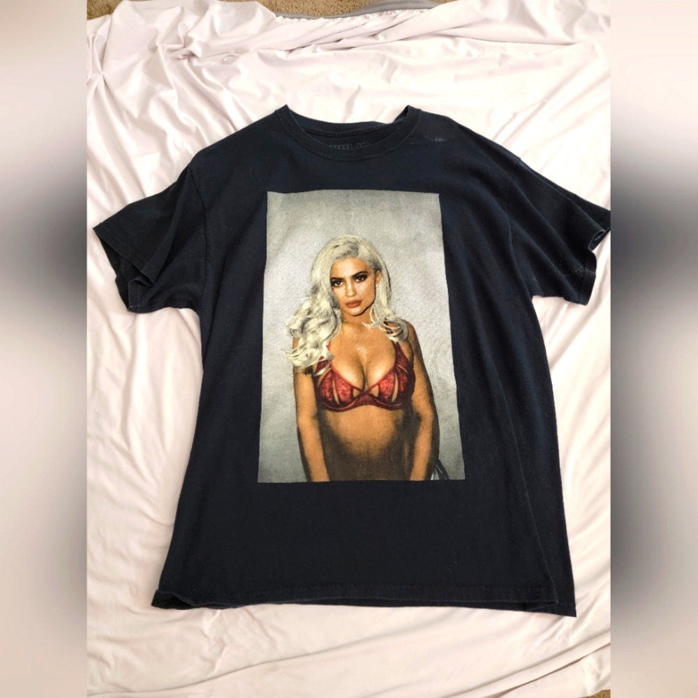 Kylie t-shirt